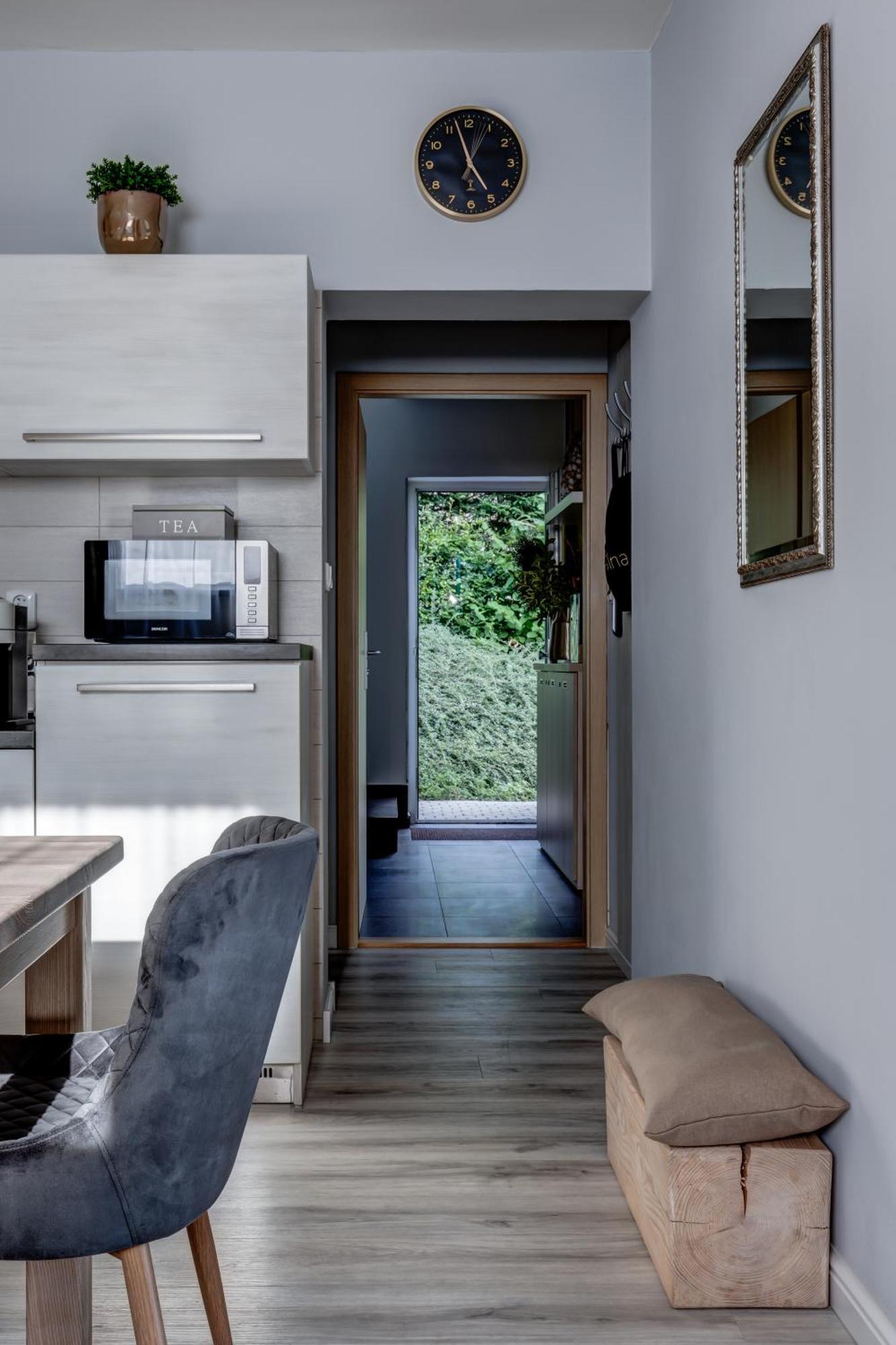 Wellness Apartmany Cesky Raj & Biokolna Lomnice nad Popelkou ภายนอก รูปภาพ