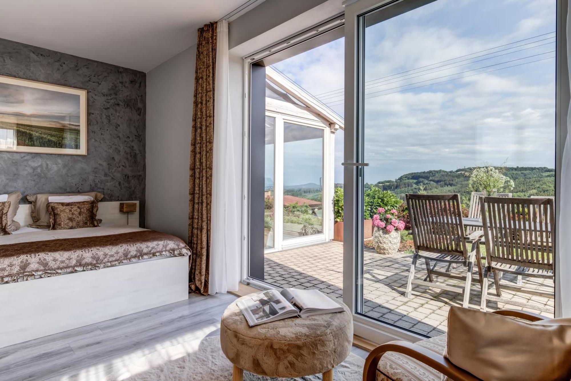 Wellness Apartmany Cesky Raj & Biokolna Lomnice nad Popelkou ภายนอก รูปภาพ